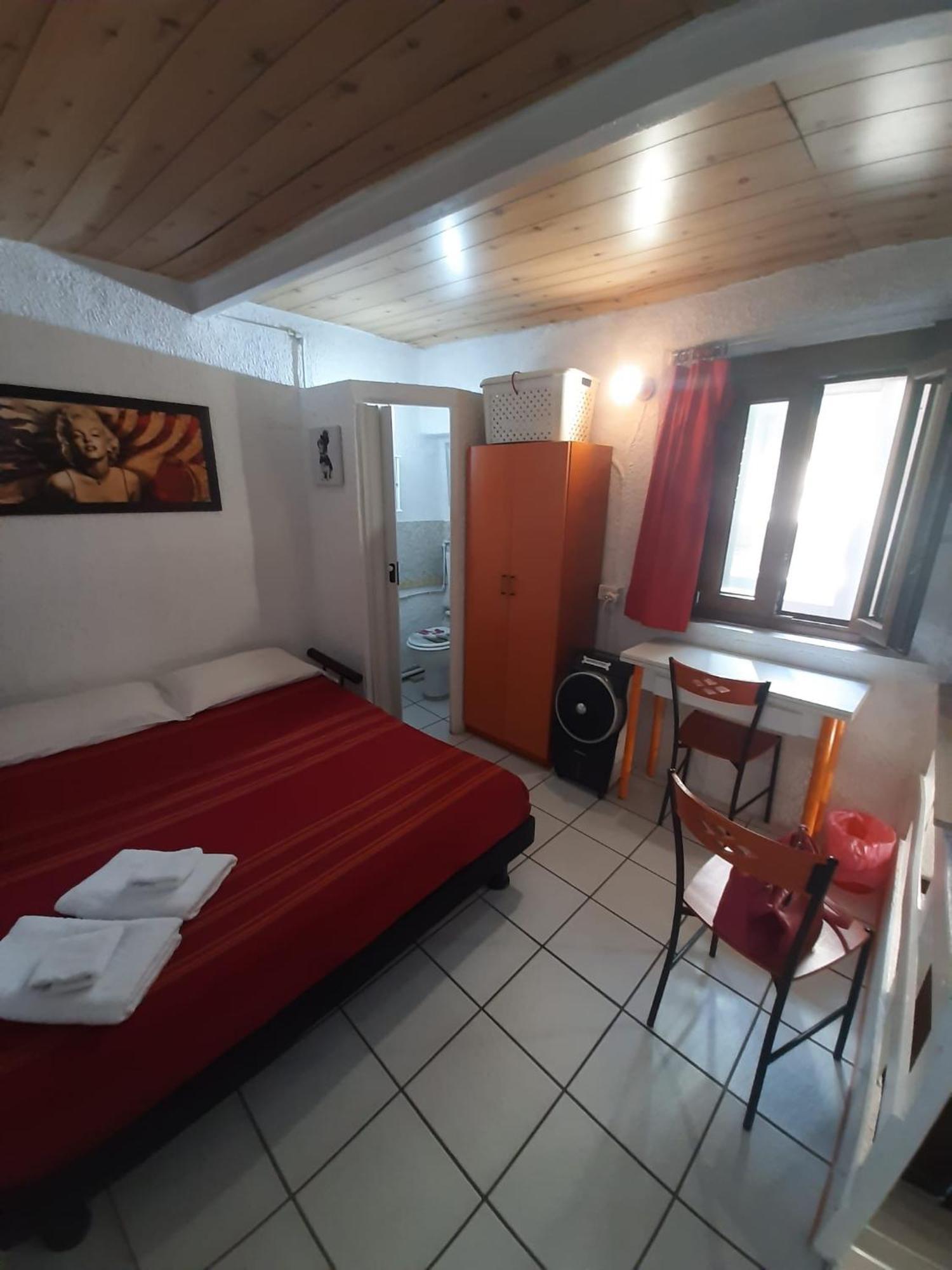 Villa Mini House Centro Storico Duomo Di Pavia Esterno foto